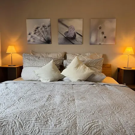 Sauerlaender Henne-luett Casa de Férias *