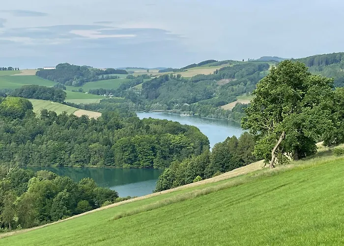 Nyaraló Sauerlaender Henne-luett Meschede